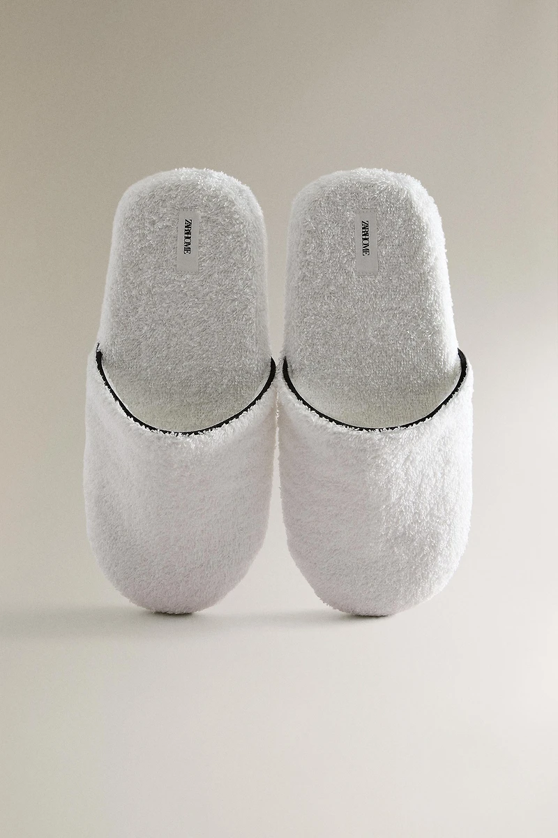 BATHROOM TERRYCLOTH SLIPPERS WITH PIPING