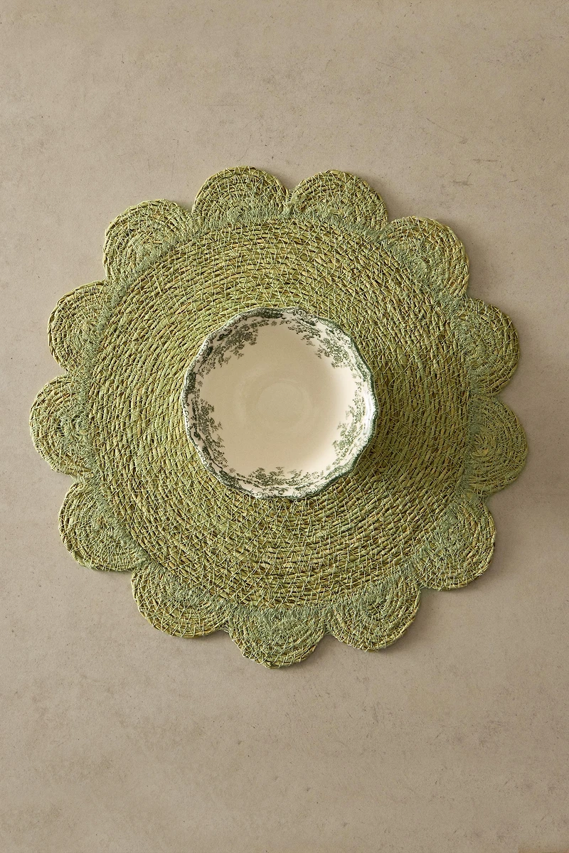 FLORAL RATTAN PLACEMAT