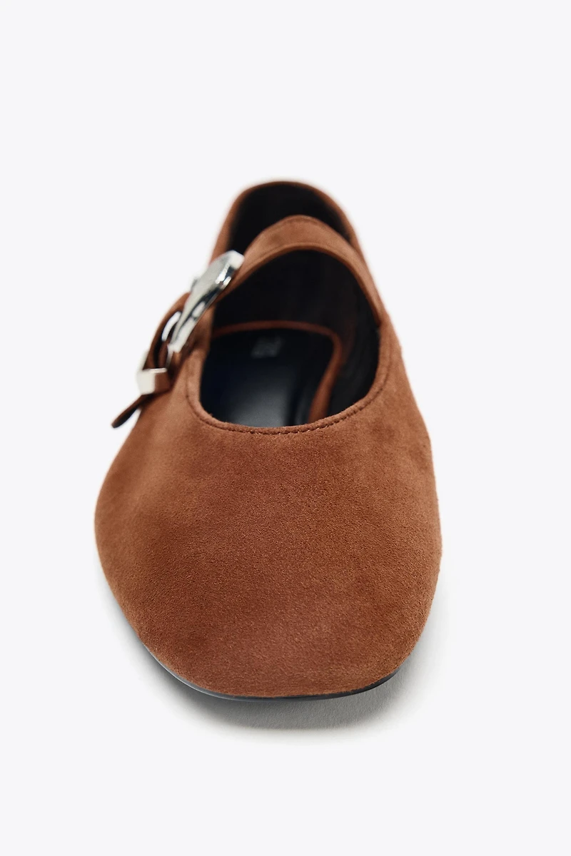 BUCKLE SUEDE MARY JANES