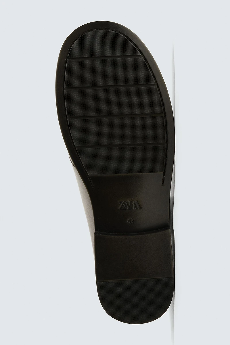 RAISED SEAM LEATHER SHOES