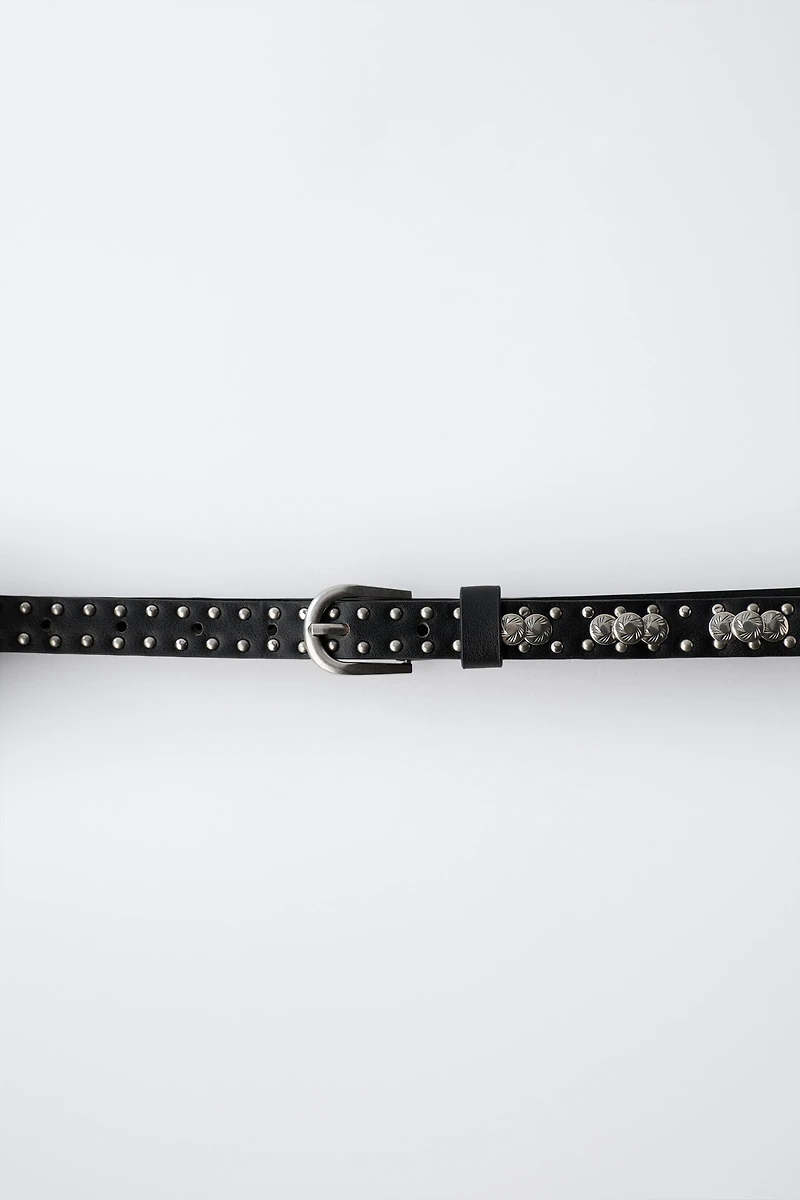 STUDDED BELT