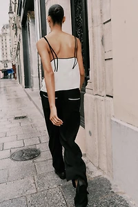 CONTRAST PIPED PANTS