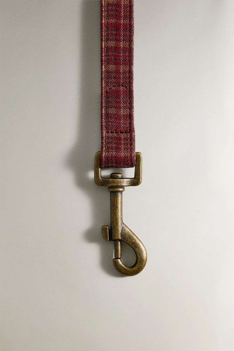 LEATHER DOG LEAD CHRISTMAS