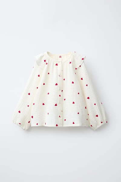 TEXTURED EMBROIDERED HEART SHIRT