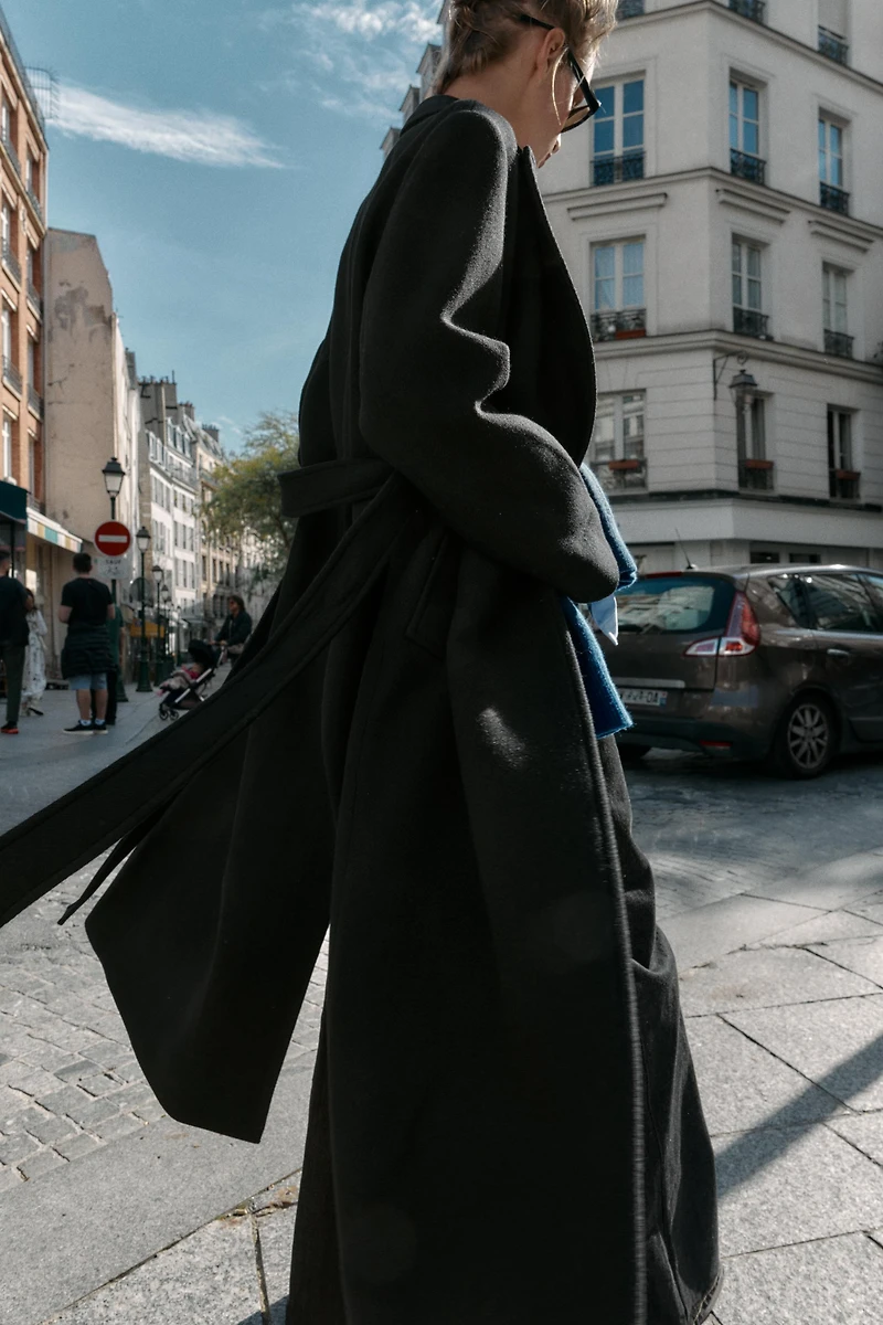 LONG BELTED WOOL COAT