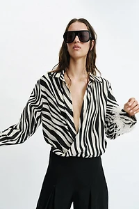 FEATHER ANIMAL PRINT SHIRT