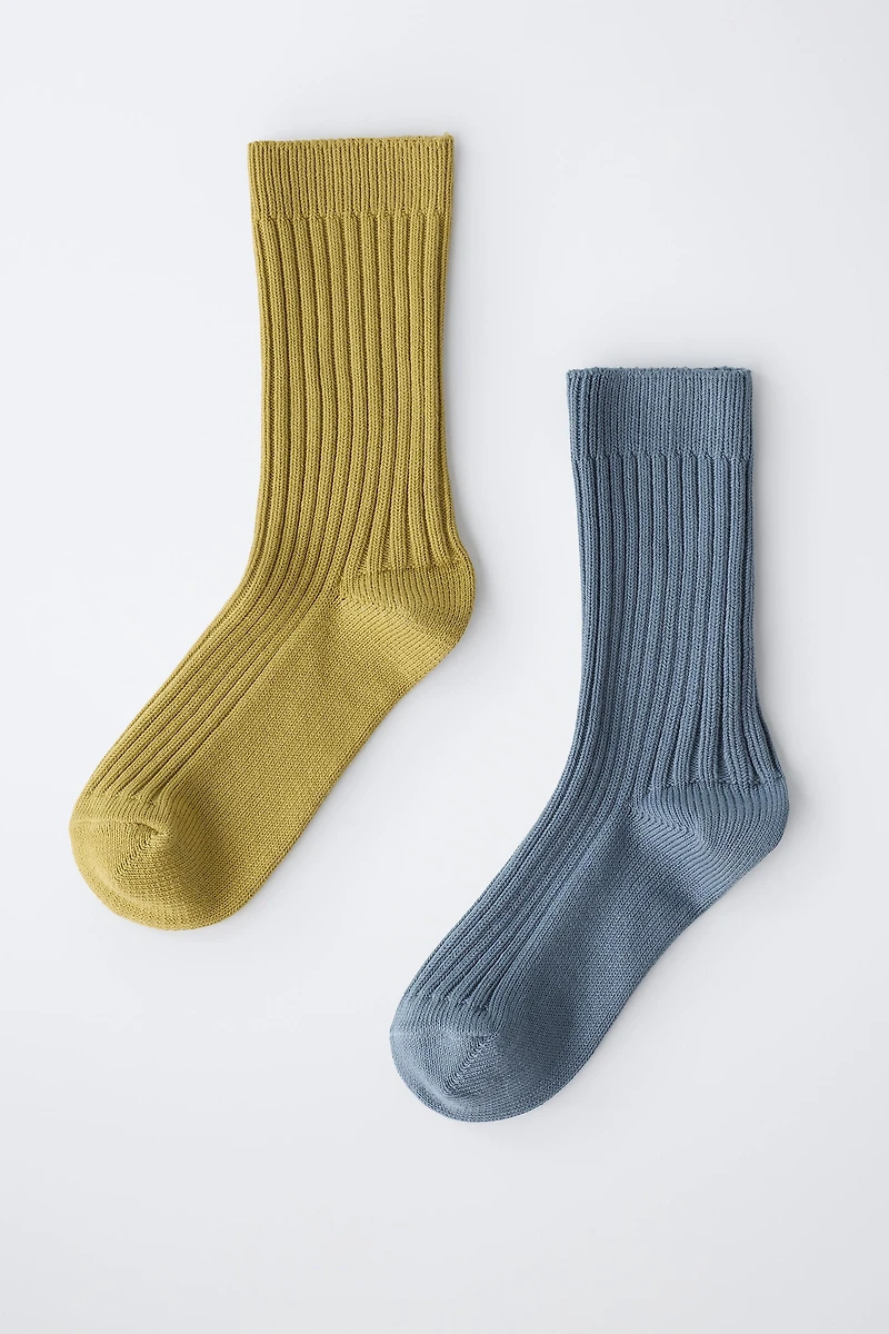 TWO-PACK OF RIBBED HIGH SOCKS