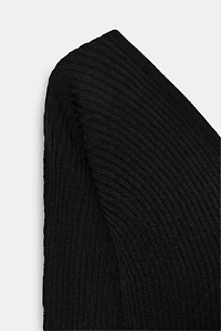 FITTED RIB KNIT TOP
