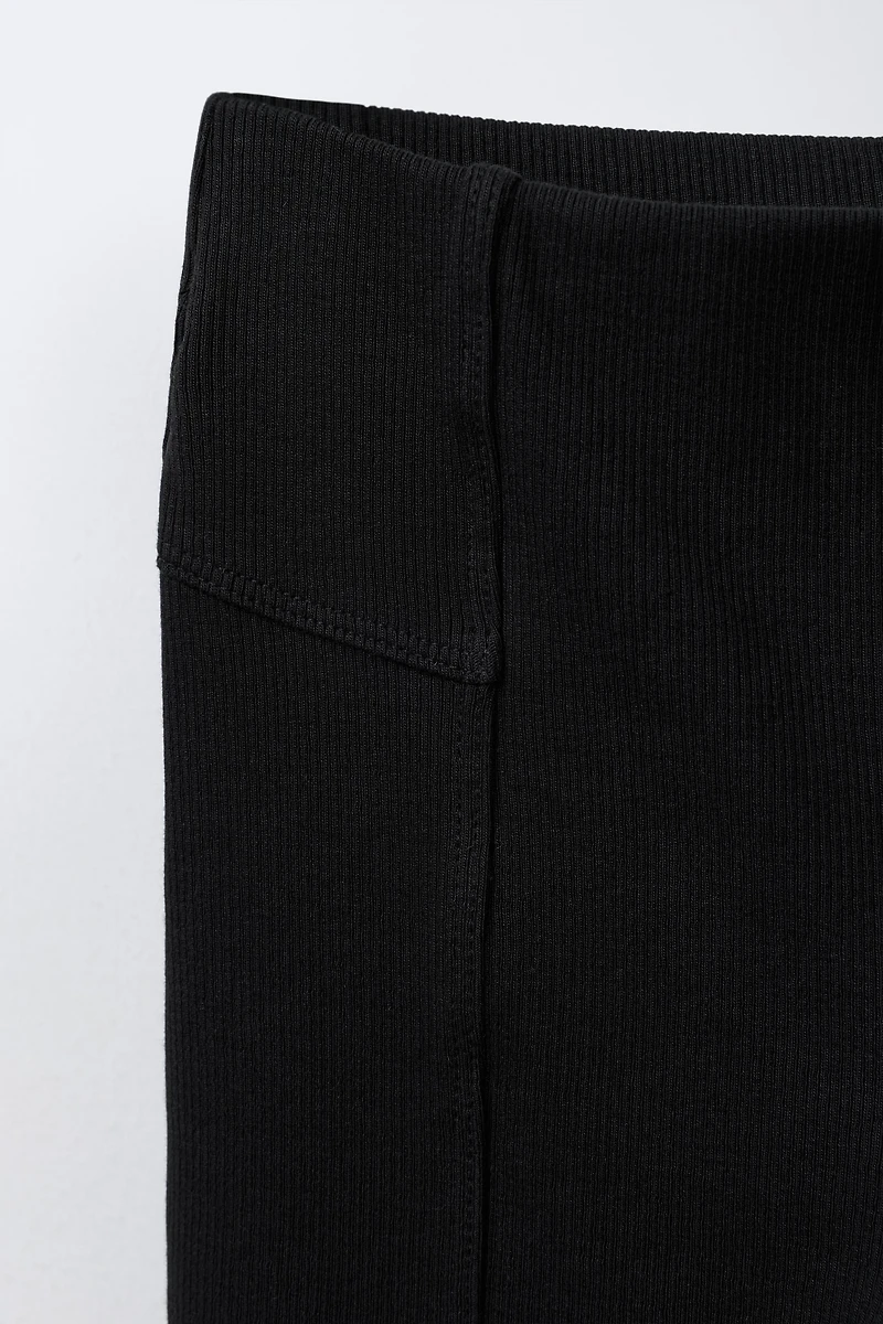 PLAIN RIBBED FLARE LEGGINGS