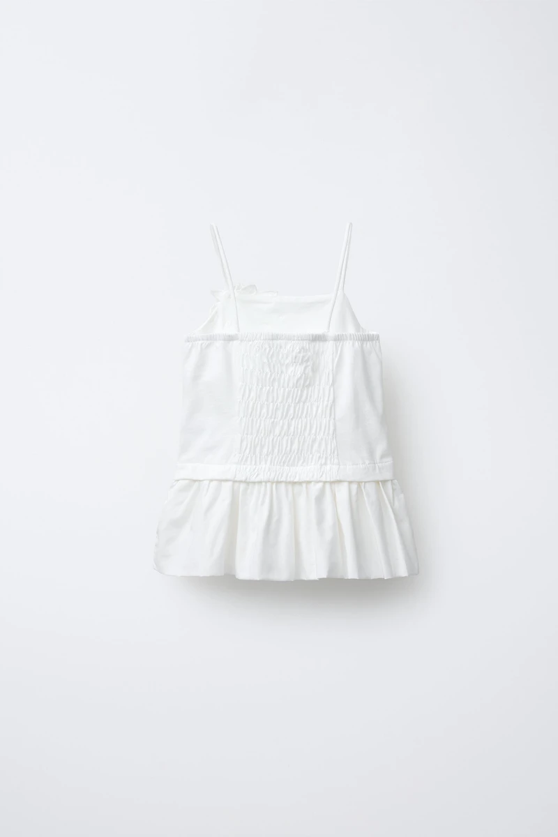 RUFFLED AND FLORAL TOP