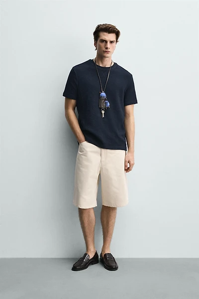 REGULAR FIT TEXTURED T-SHIRT