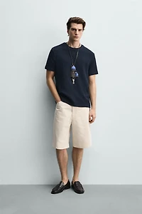 REGULAR FIT TEXTURED T-SHIRT