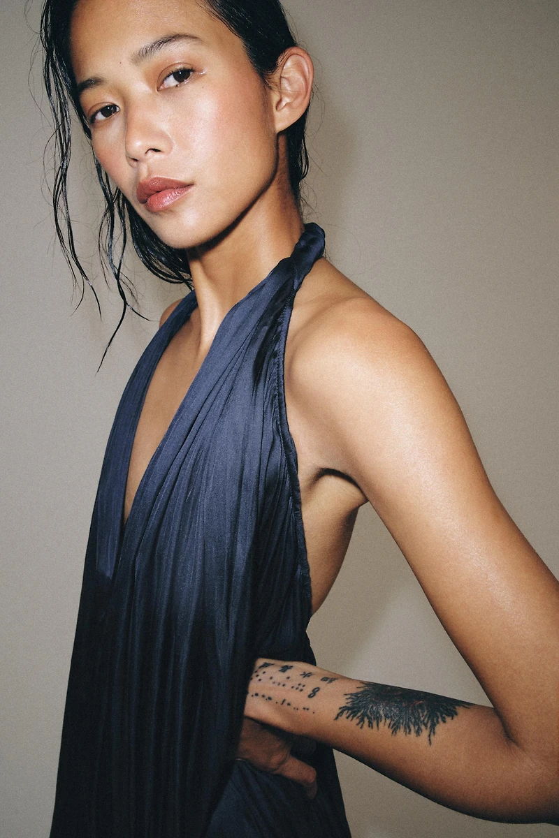 ZW COLLECTION SATIN EFFECT HALTER JUMPSUIT