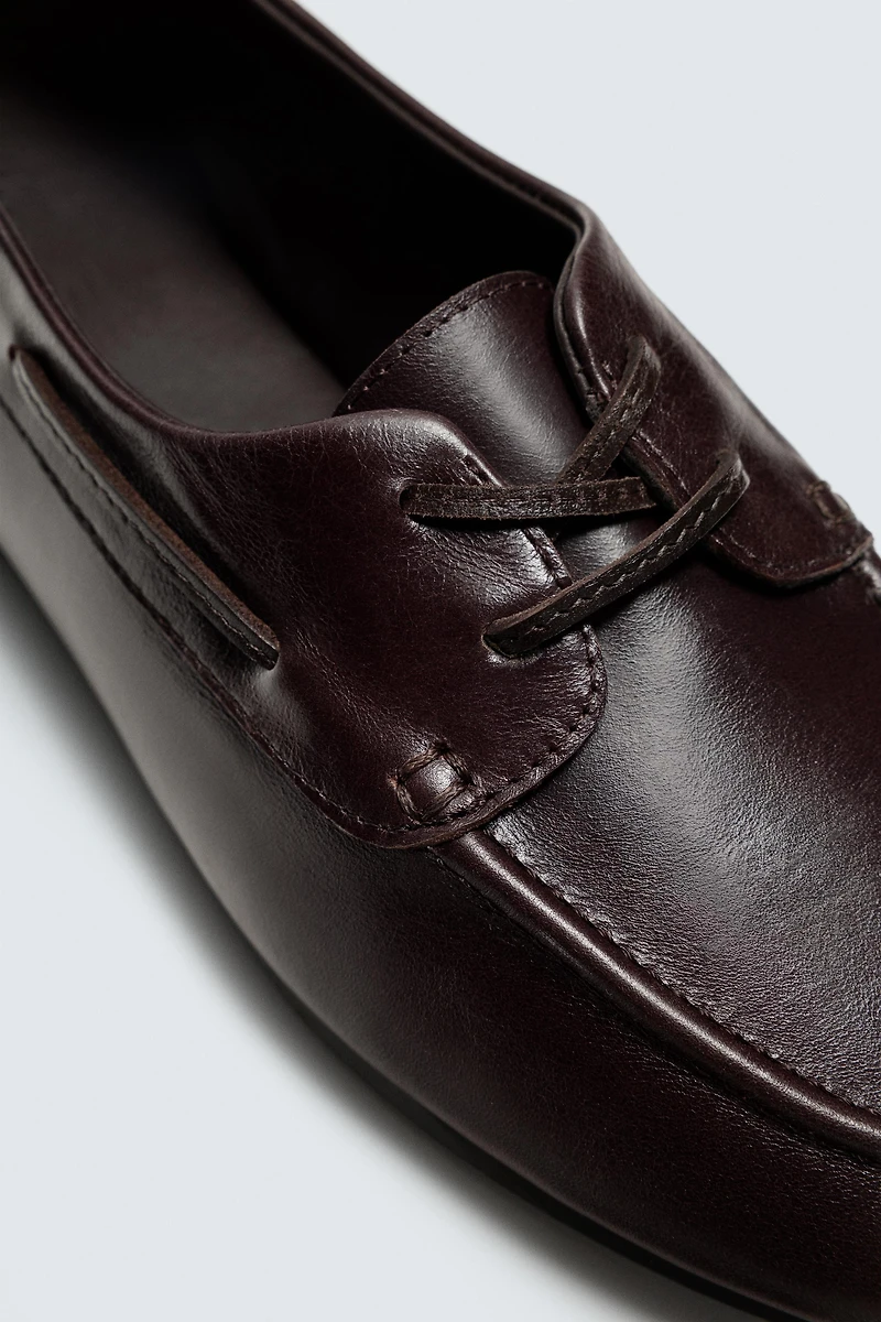 LEATHER BOAT SHOES WITH VIBRAM® SOLE AARON LEVINE X ZARA