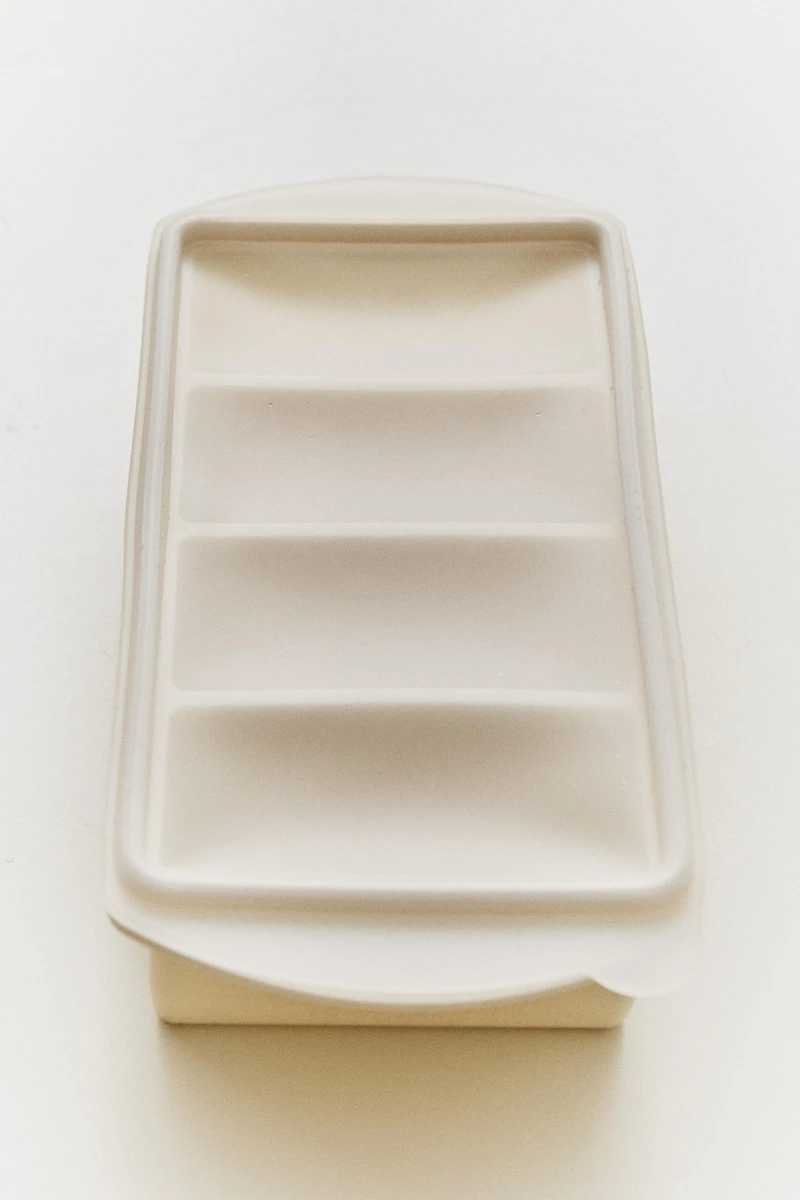 SILICONE COMPARTMENT CONTAINER