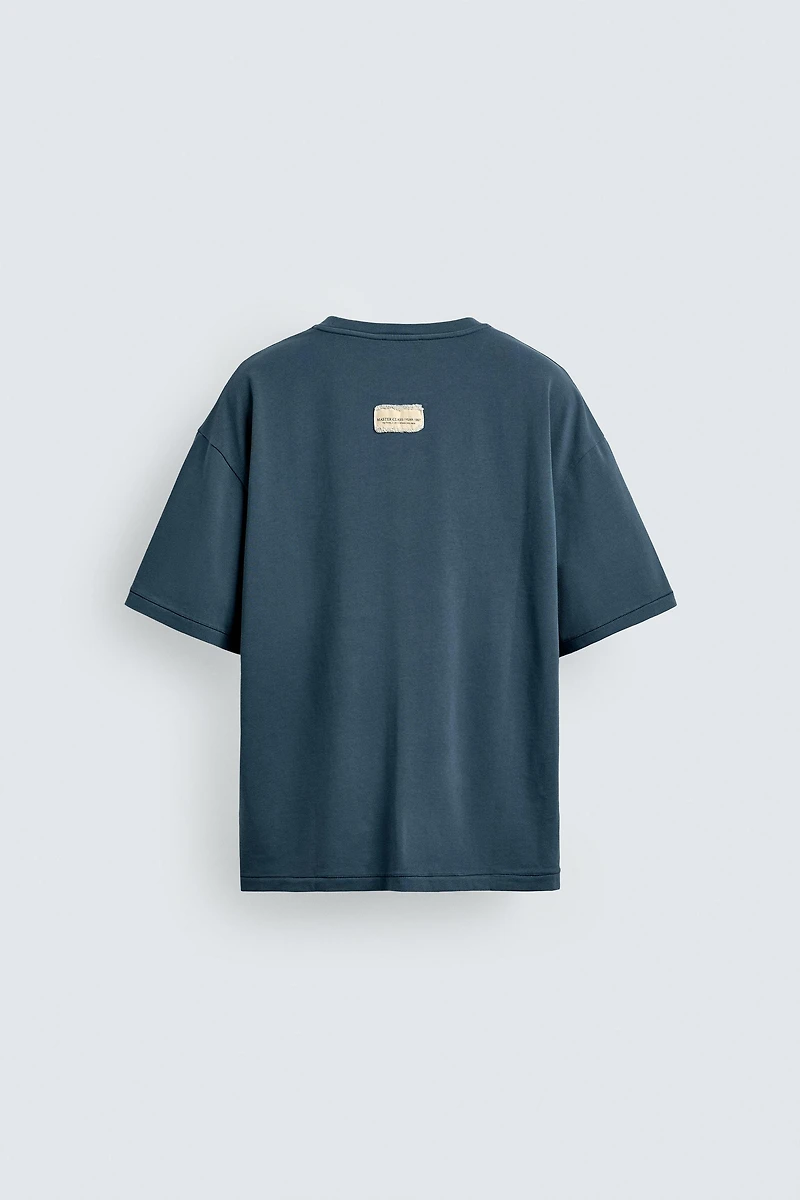 T-SHIRT RELAXED FIT AVEC PIÈCE