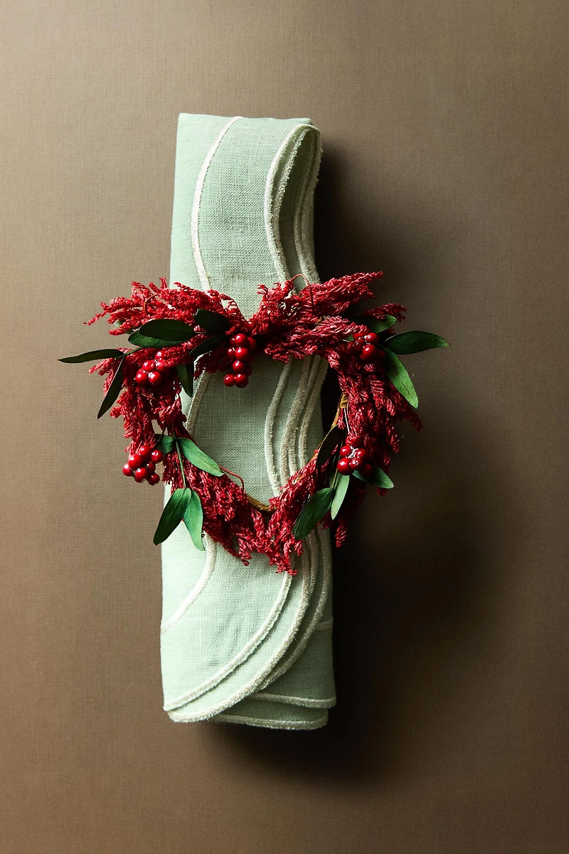SET OF CHRISTMAS HEART LEAF NAPKIN RINGS (SET OF 4)
