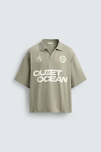 RELAXED FIT PRINTED TEXT POLO SHIRT