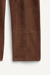100% SUEDE PLEATED PANTS LIMITED EDITION
