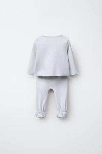 LAYETTE SET WITH POUCH