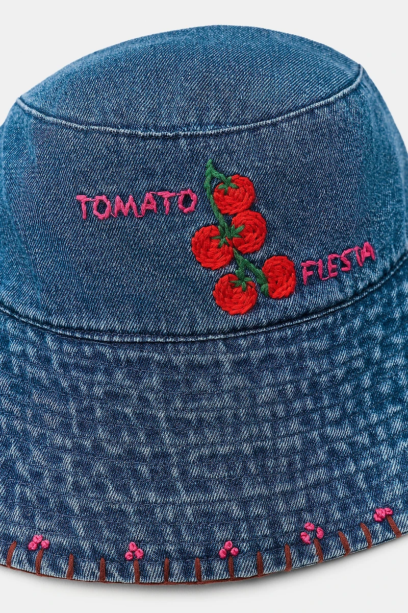 CHAPEAU BOB EN DENIM BRODERIES TOMATES