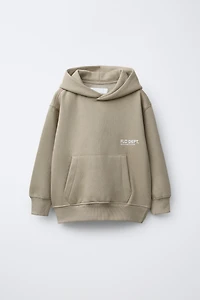 BASIC HOODED SWEATSHIRT
