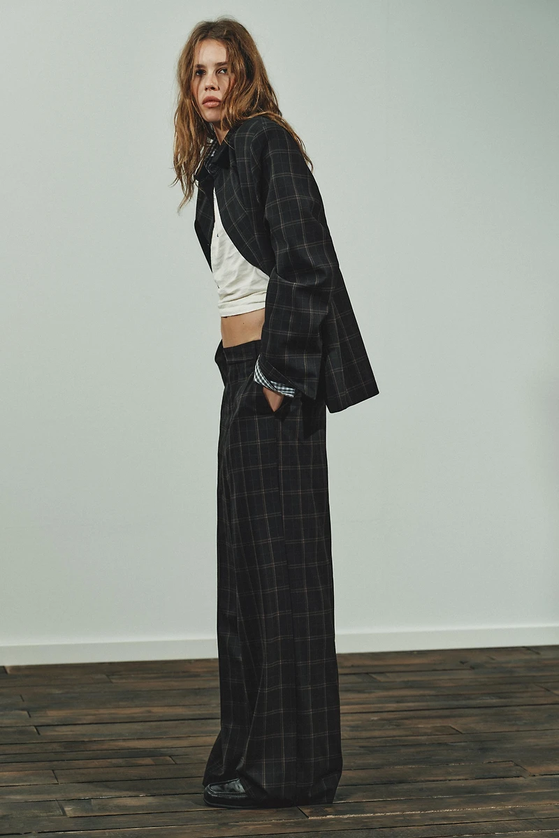 HIGH-WAISTED PLAID PANTS