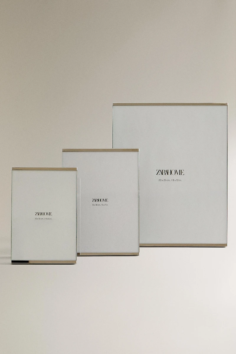 SILVER METAL PICTURE FRAME