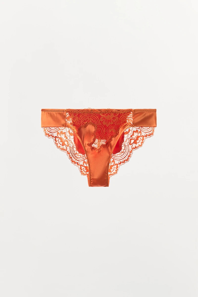 SATIN EFFECT LACE PANTIES