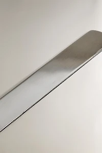 CAKE SLIDES AND KNIFE SET WITH BRAIDED METAL HANDLE