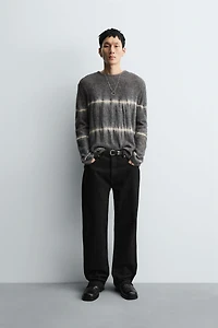 PULL À IMPRIMÉ TIE & DYE