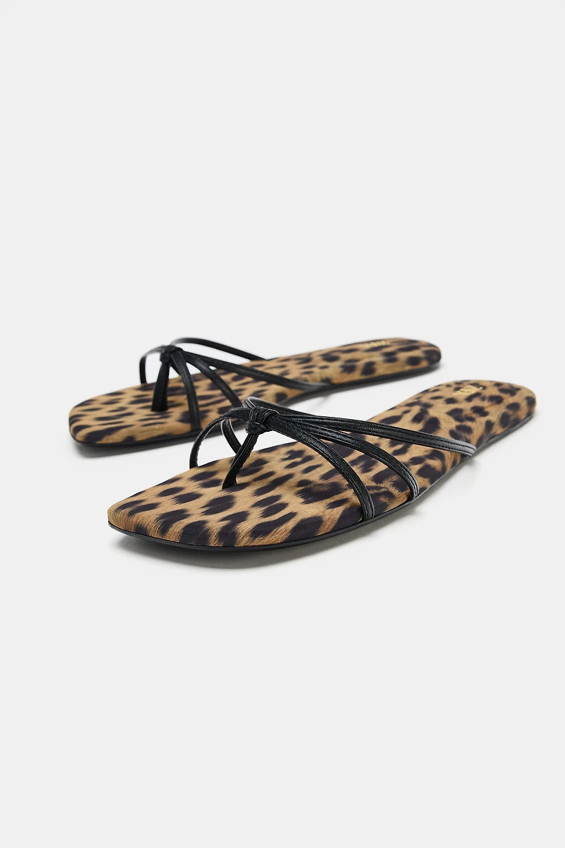 ANIMAL PRINT FLAT SANDALS