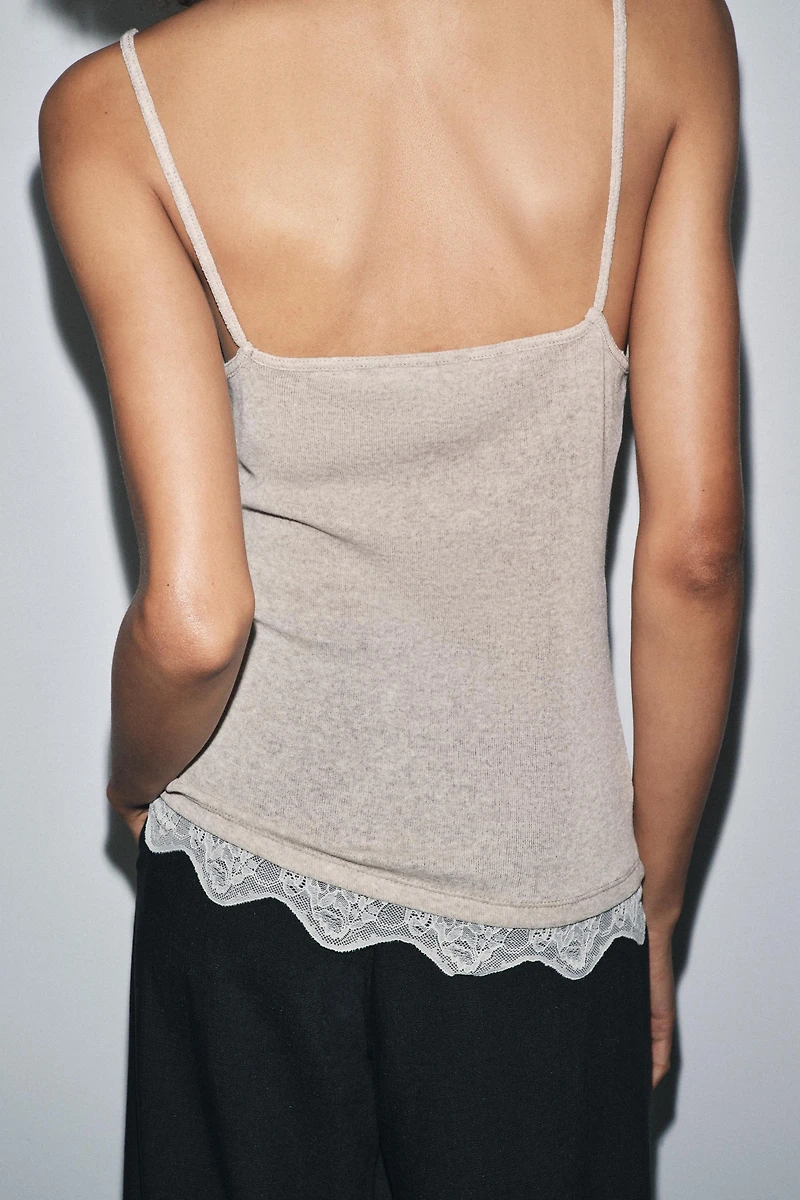 LACE STRAPPY TOP