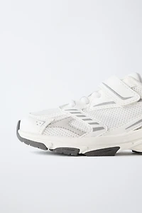 CONTRASTING SNEAKERS