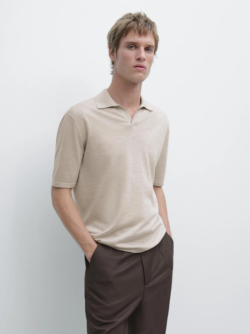 Polo en maille à col V