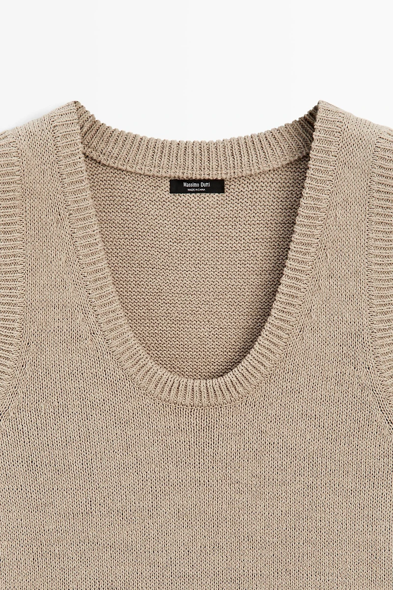 Cotton-blend ribbed knit vest