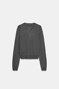WOOL V-NECK SWEATER