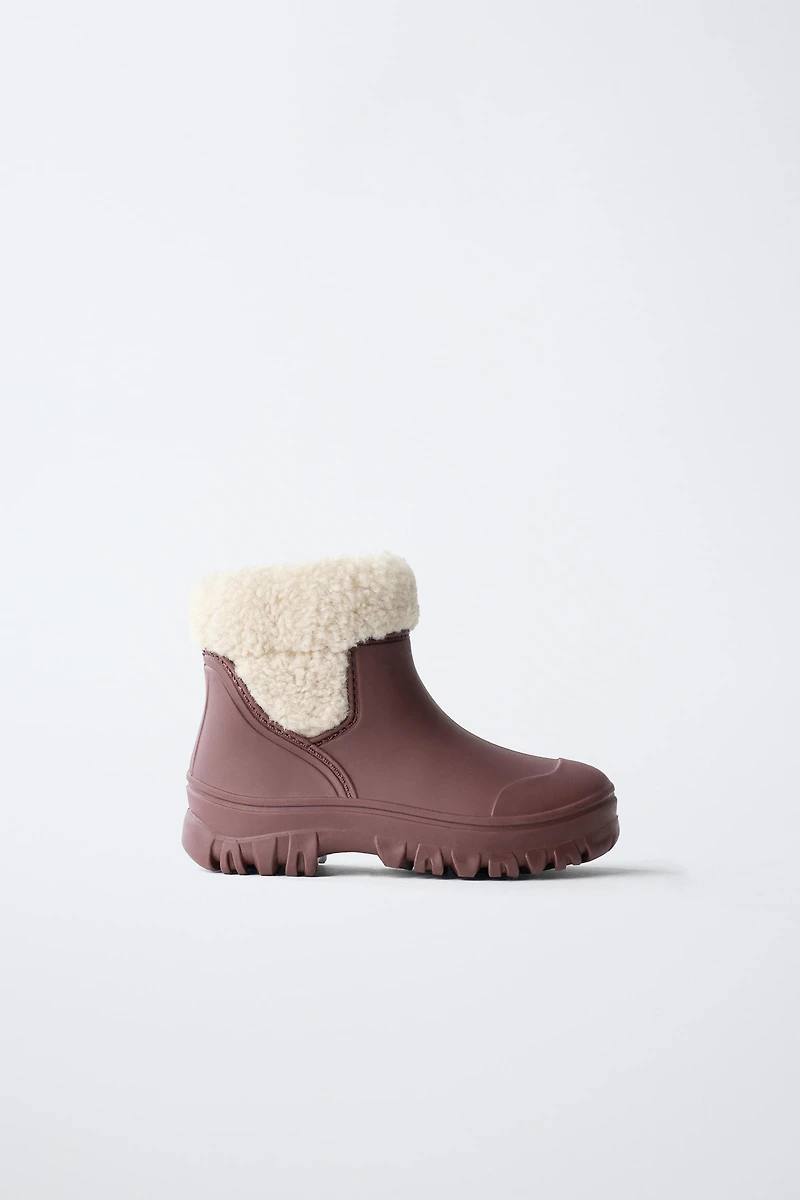 FLEECE LINED RAIN BOOTS