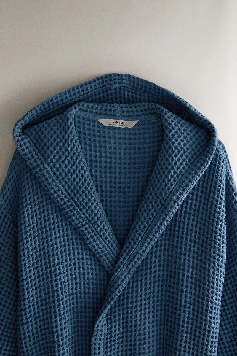 WAFFLE-KNIT COTTON BATHROBE