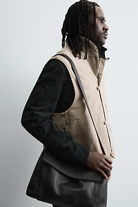 RELAXED FIT PADDED VEST