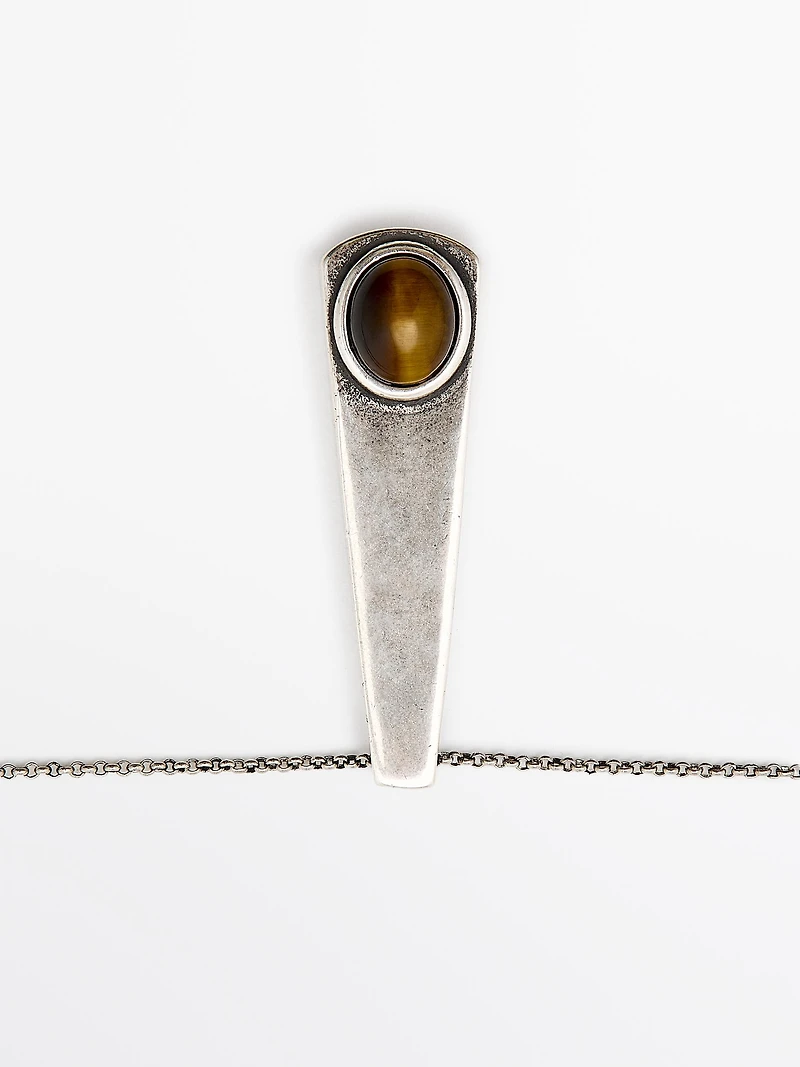 Geometric pendant with stone