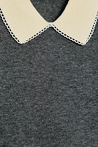 POLO À MANCHES COURTES AVEC DENTELLE