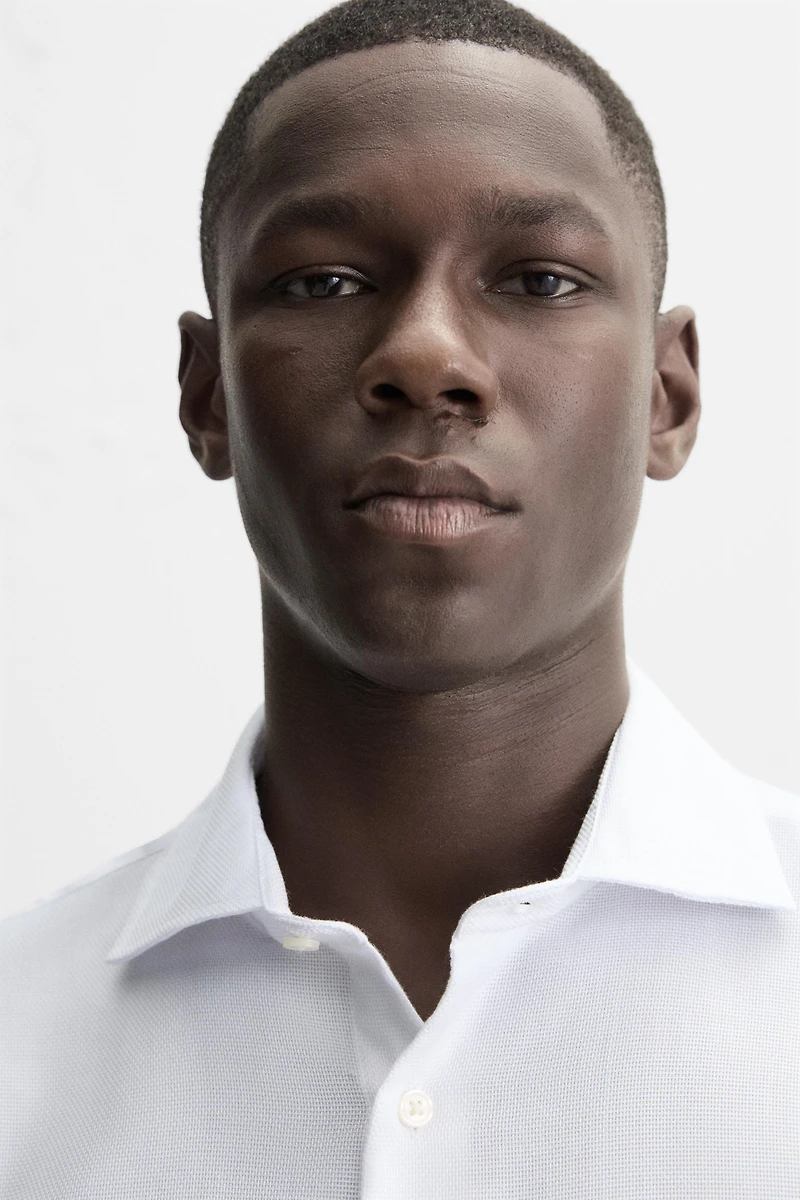 EASY CARE TEXTURED SHIRT