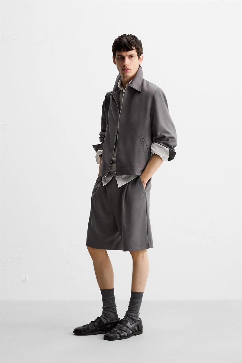 PLEATED RELAXED FIT SHORTS