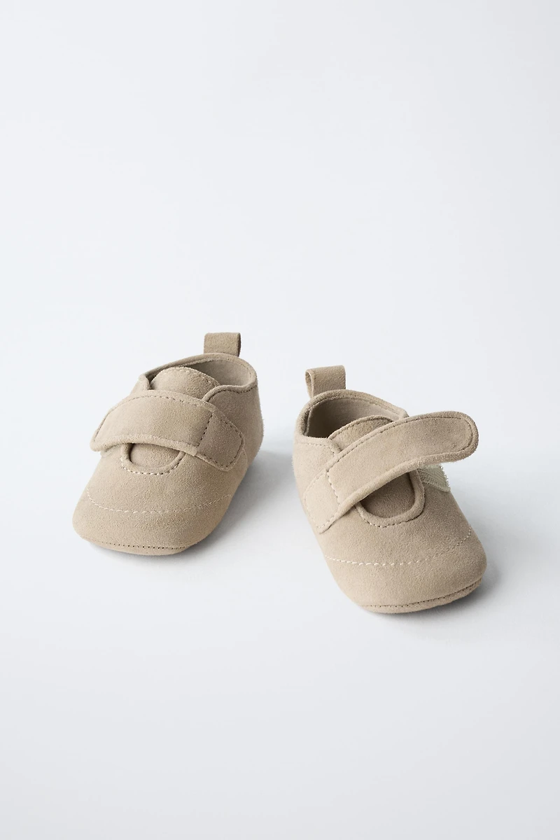 LEATHER SHOES