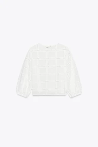 EMBROIDERED EYELET SHORT BLOUSE