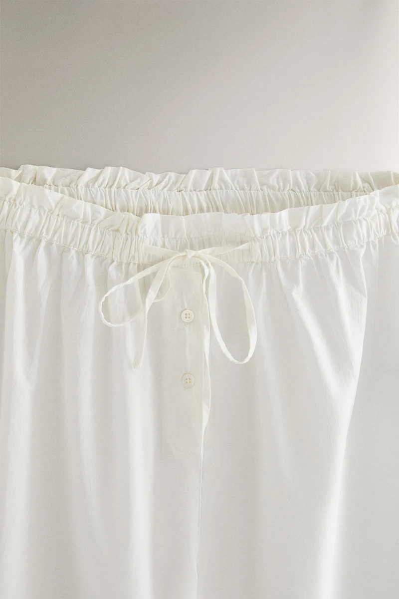 EMBROIDERED CHRISTMAS PANTS