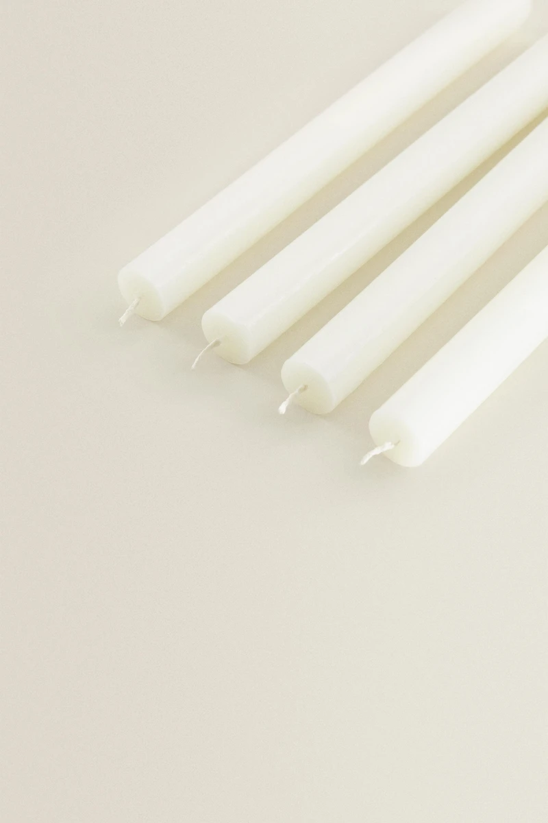 PACK BOUGIES LONGUES DÉCORATIVES CYLINDRIQUES (PACK DE 4)
