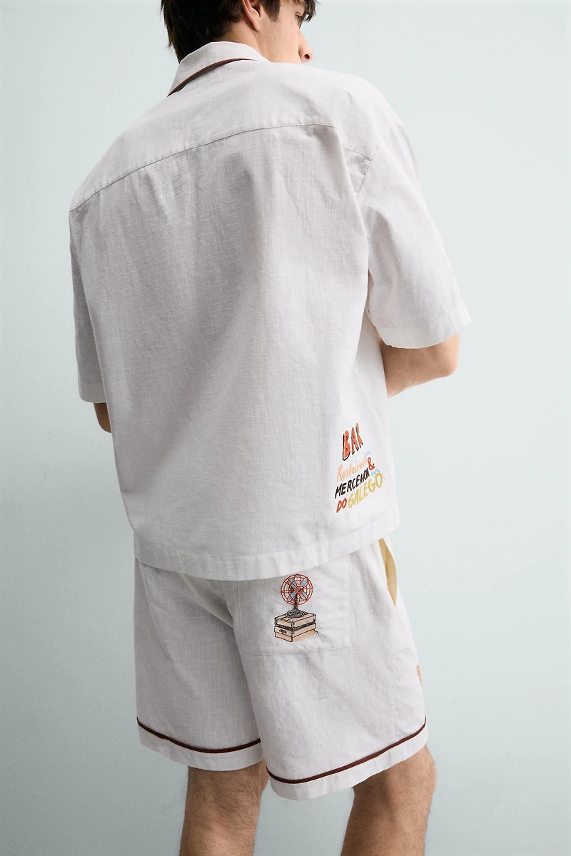 RELAXED FIT CONTRAST EMBROIDERY SHORTS