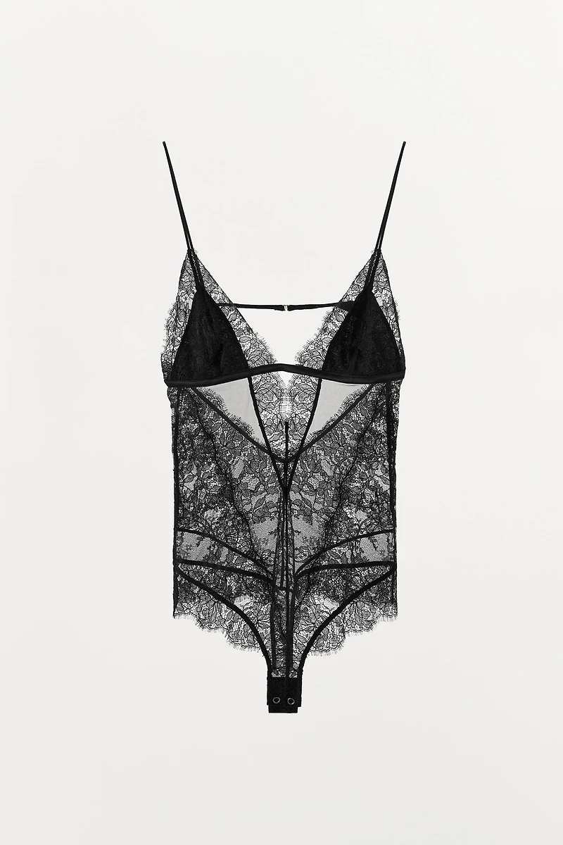 COMBINATION LACE BODYSUIT